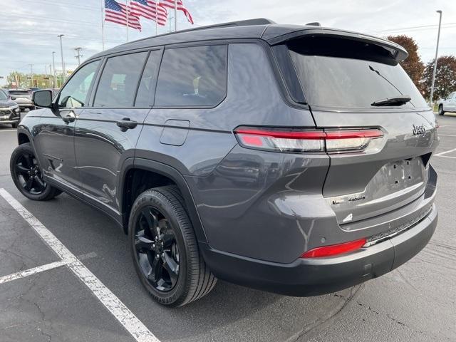 2023 Jeep Grand Cherokee L Vehicle Photo in GREEN BAY, WI 54304-5303