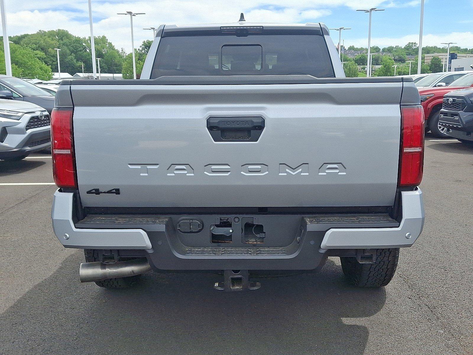 2025 Toyota Tacoma 4WD Vehicle Photo in Harrisburg, PA 17111
