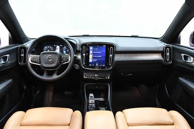 2019 Volvo XC40 Vehicle Photo in DALLAS, TX 75235