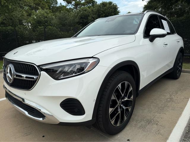 2025 Mercedes-Benz GLC Vehicle Photo in HOUSTON, TX 77079