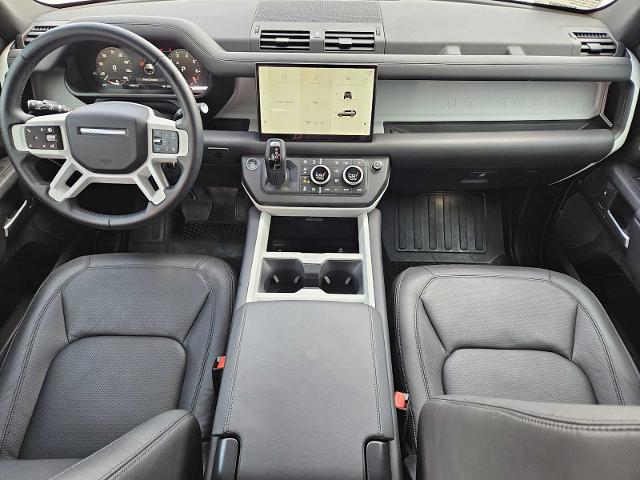 2025 Defender Vehicle Photo in AUSTIN, TX 78717