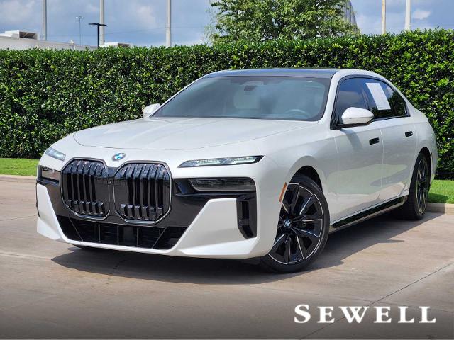 2025 BMW 760i xDrive Vehicle Photo in HOUSTON, TX 77079