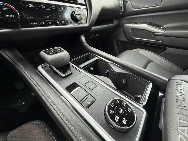 2024 Nissan Pathfinder Vehicle Photo in Appleton, WI 54914
