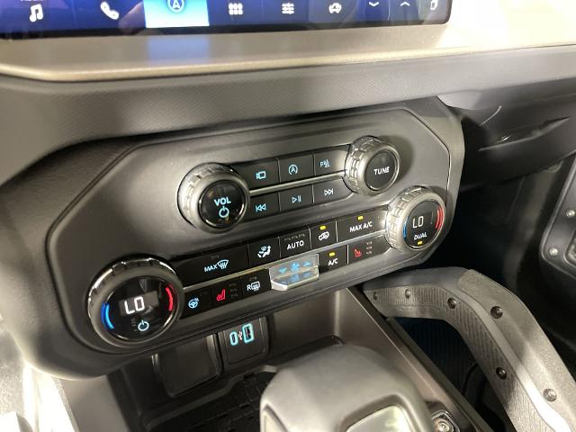2024 Ford Bronco Vehicle Photo in GILBERT, AZ 85297-0402
