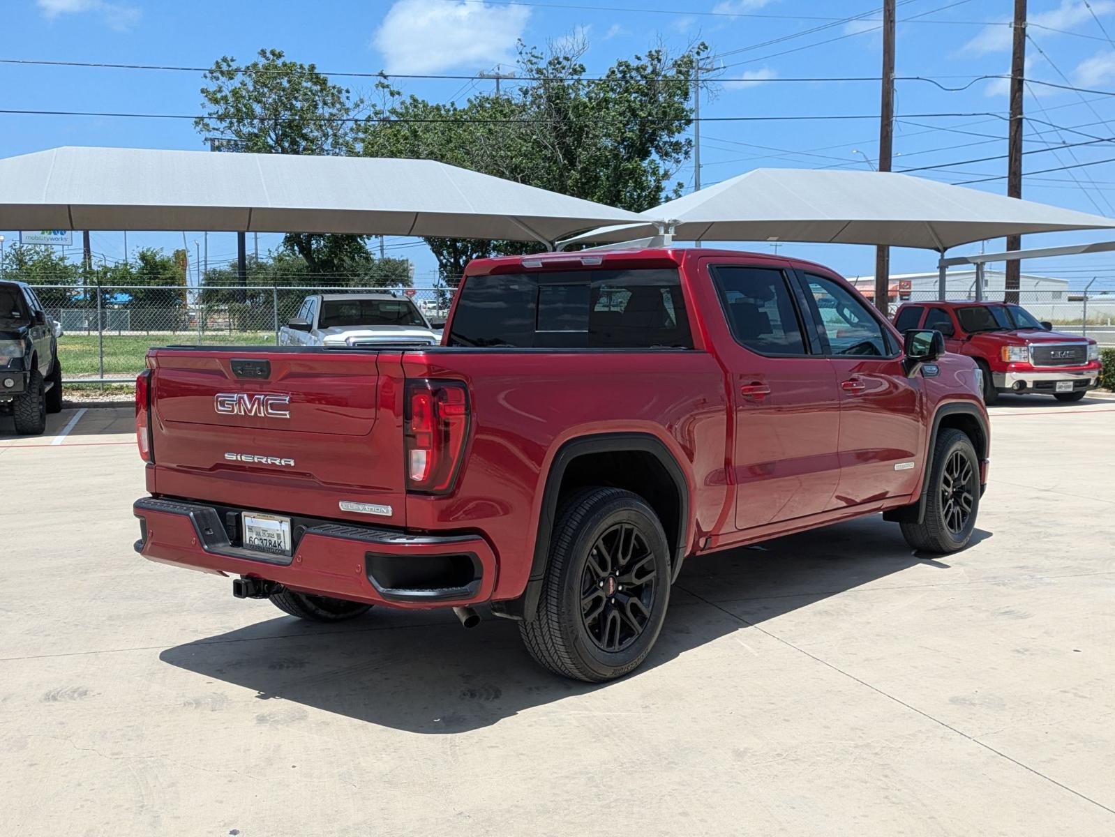 2023 GMC Sierra 1500 Vehicle Photo in SELMA, TX 78154-1460