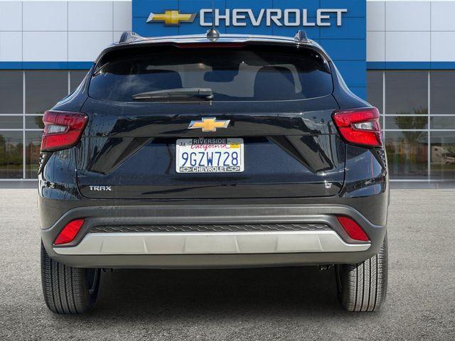 2024 Chevrolet Trax Vehicle Photo in RIVERSIDE, CA 92504-4106