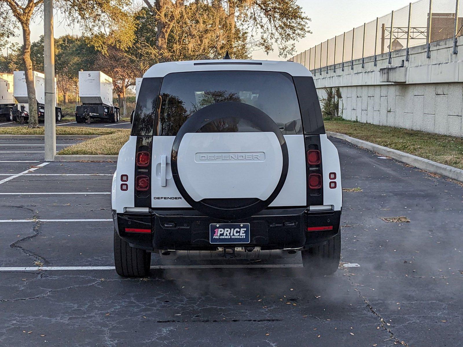 2024 Land Rover Defender Vehicle Photo in Sanford, FL 32771