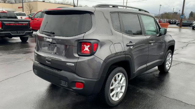 2021 Jeep Renegade Vehicle Photo in MOON TOWNSHIP, PA 15108-2571