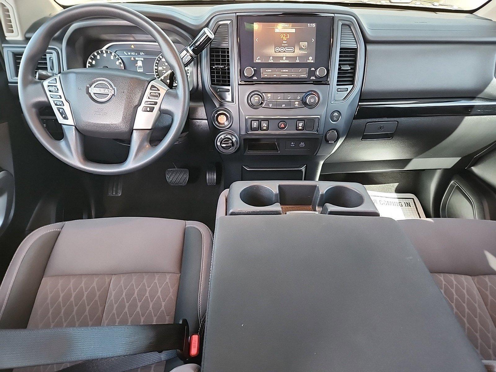 2024 Nissan Titan Vehicle Photo in Albuquerque, NM 87110