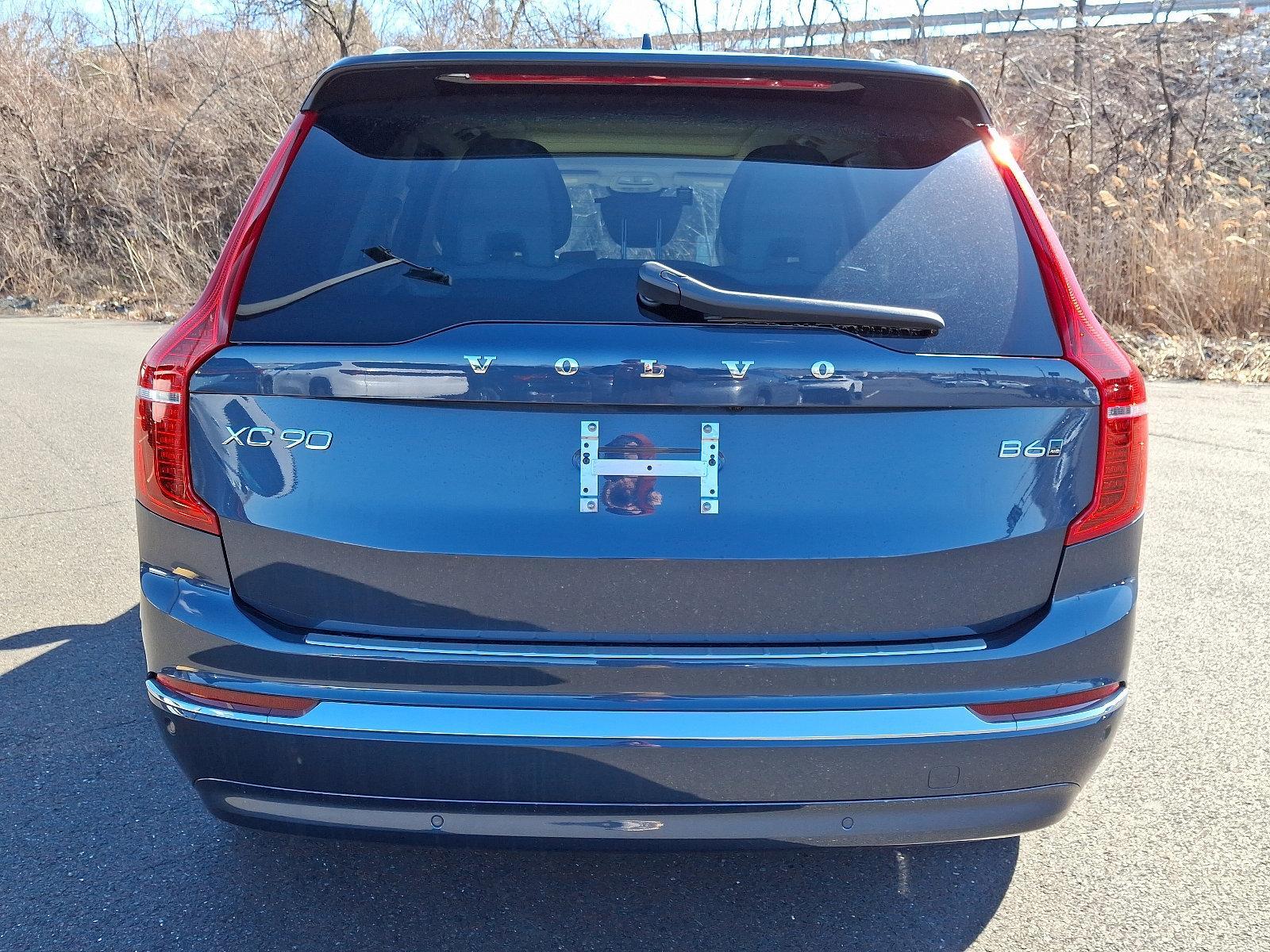 2025 Volvo XC90 Vehicle Photo in Trevose, PA 19053