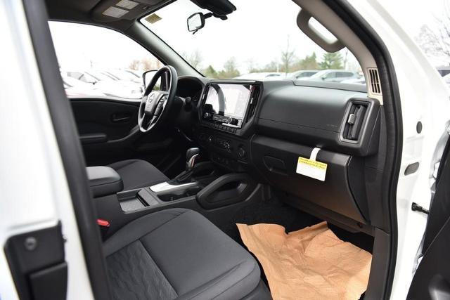 2025 Nissan Frontier Vehicle Photo in Ballwin, MO 63011