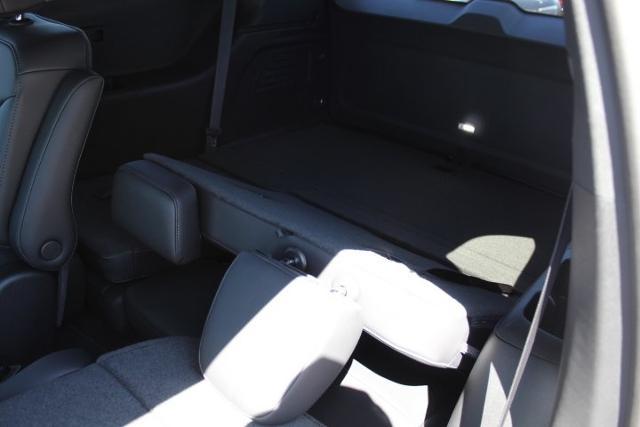 2025 GMC Acadia Vehicle Photo in Greenville, TX 75402