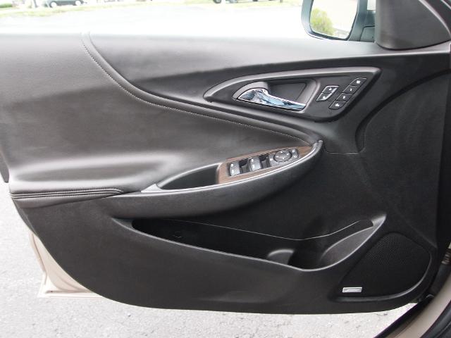 2024 Chevrolet Malibu Vehicle Photo in MADISON, IN 47250-1611