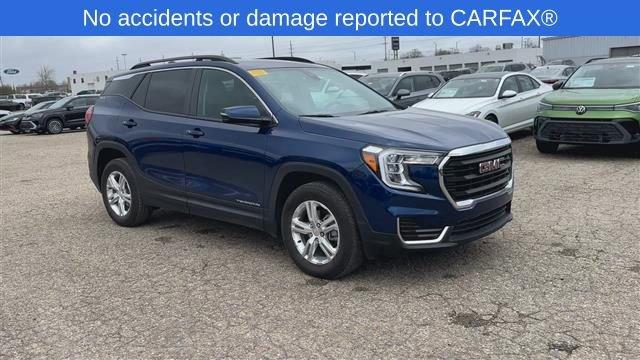 Used 2022 GMC Terrain SLE with VIN 3GKALTEV2NL130054 for sale in Sterling Heights, MI