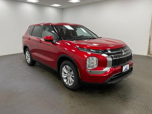 2025 Mitsubishi Outlander Vehicle Photo in Appleton, WI 54913