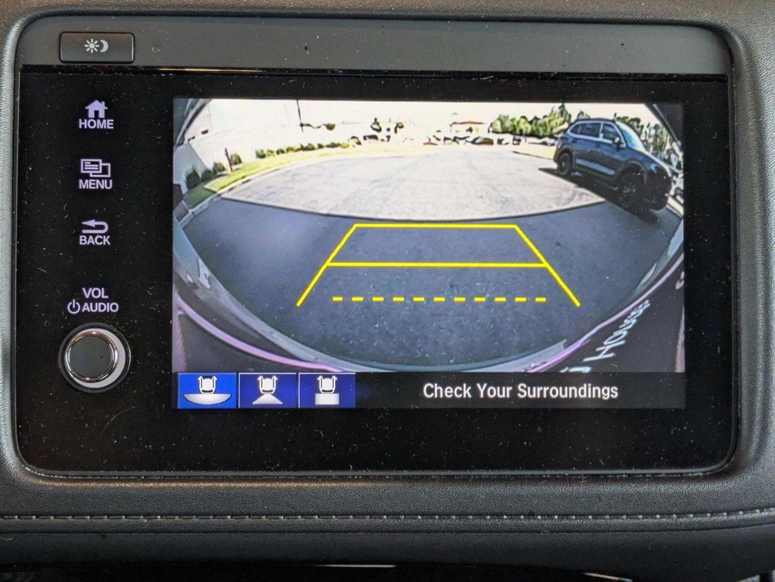 2021 Honda HR-V Vehicle Photo in Valencia, CA 91355-1794