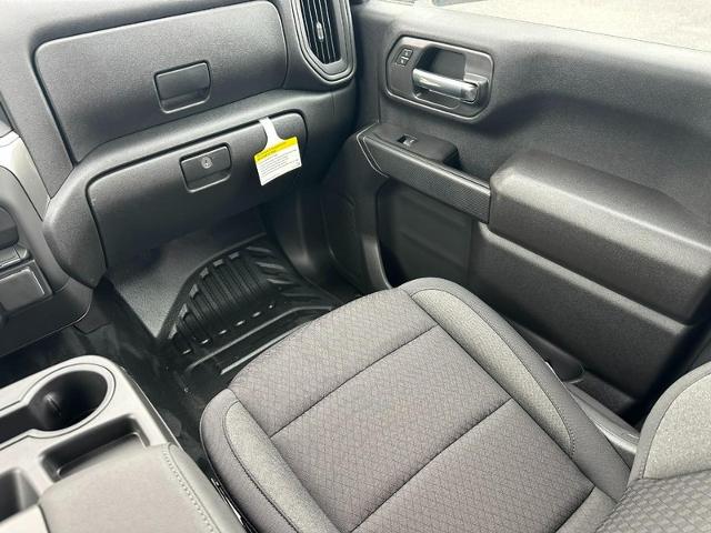 2025 GMC Sierra 2500 HD Vehicle Photo in COLUMBIA, MO 65203-3903