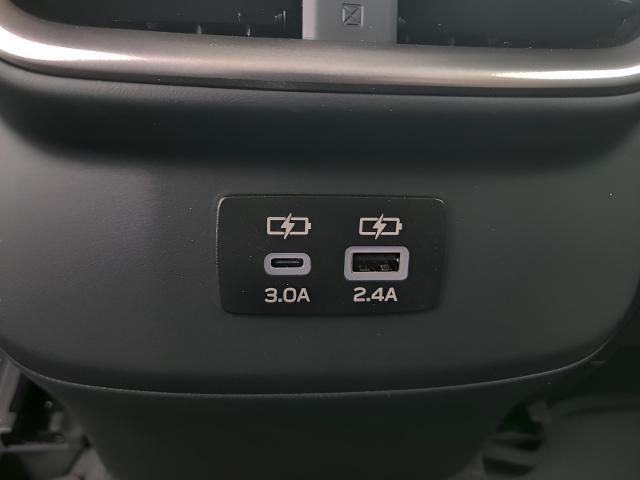 2025 Subaru Outback Vehicle Photo in Green Bay, WI 54304