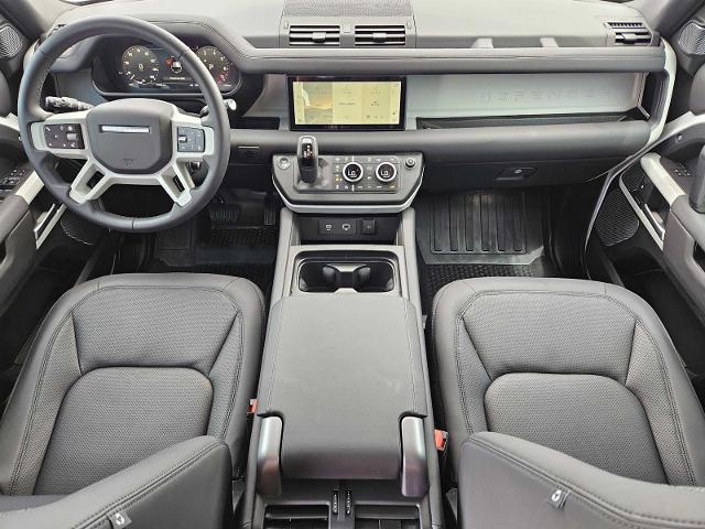 2024 Defender Vehicle Photo in AUSTIN, TX 78717