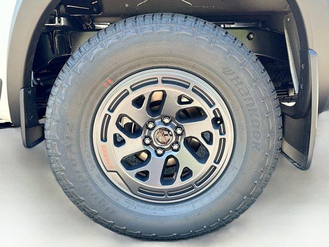 2025 Nissan Frontier Vehicle Photo in Flemington, NJ 08822