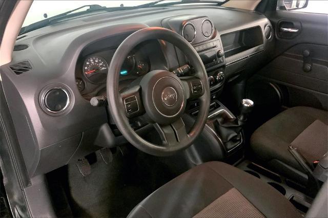 2013 Jeep Patriot Vehicle Photo in Lees Summit, MO 64086