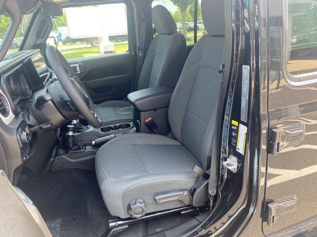 2025 Jeep Wrangler 4xe Vehicle Photo in Doylsetown, PA 18901