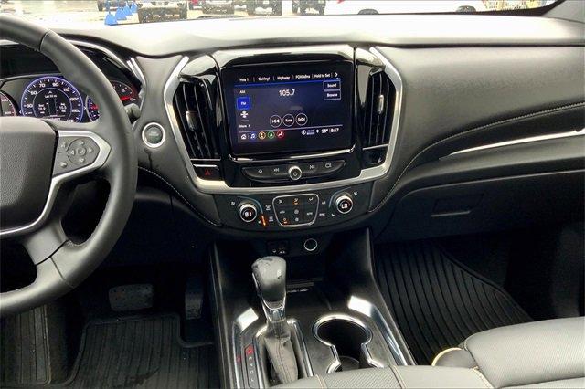 2023 Chevrolet Traverse Vehicle Photo in TOPEKA, KS 66609-0000