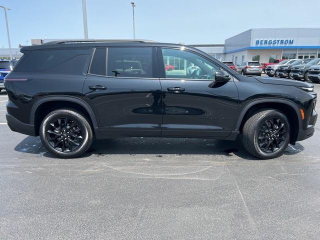 2024 Chevrolet Traverse Vehicle Photo in GREEN BAY, WI 54304-5303