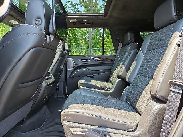 2022 Cadillac Escalade Vehicle Photo in TREVOSE, PA 19053-4984