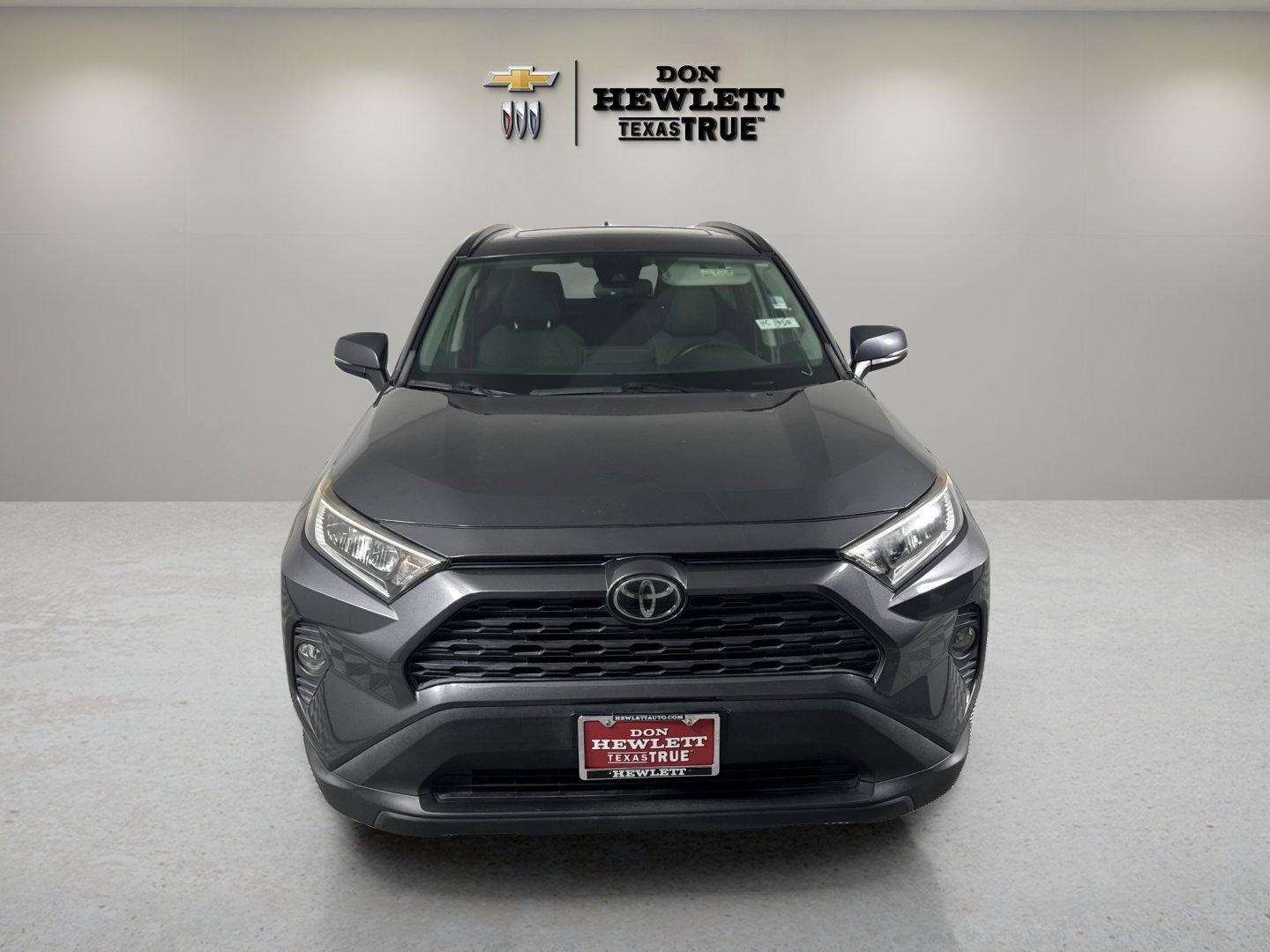 2019 Toyota RAV4 Vehicle Photo in GEORGETOWN, TX 78626-7508