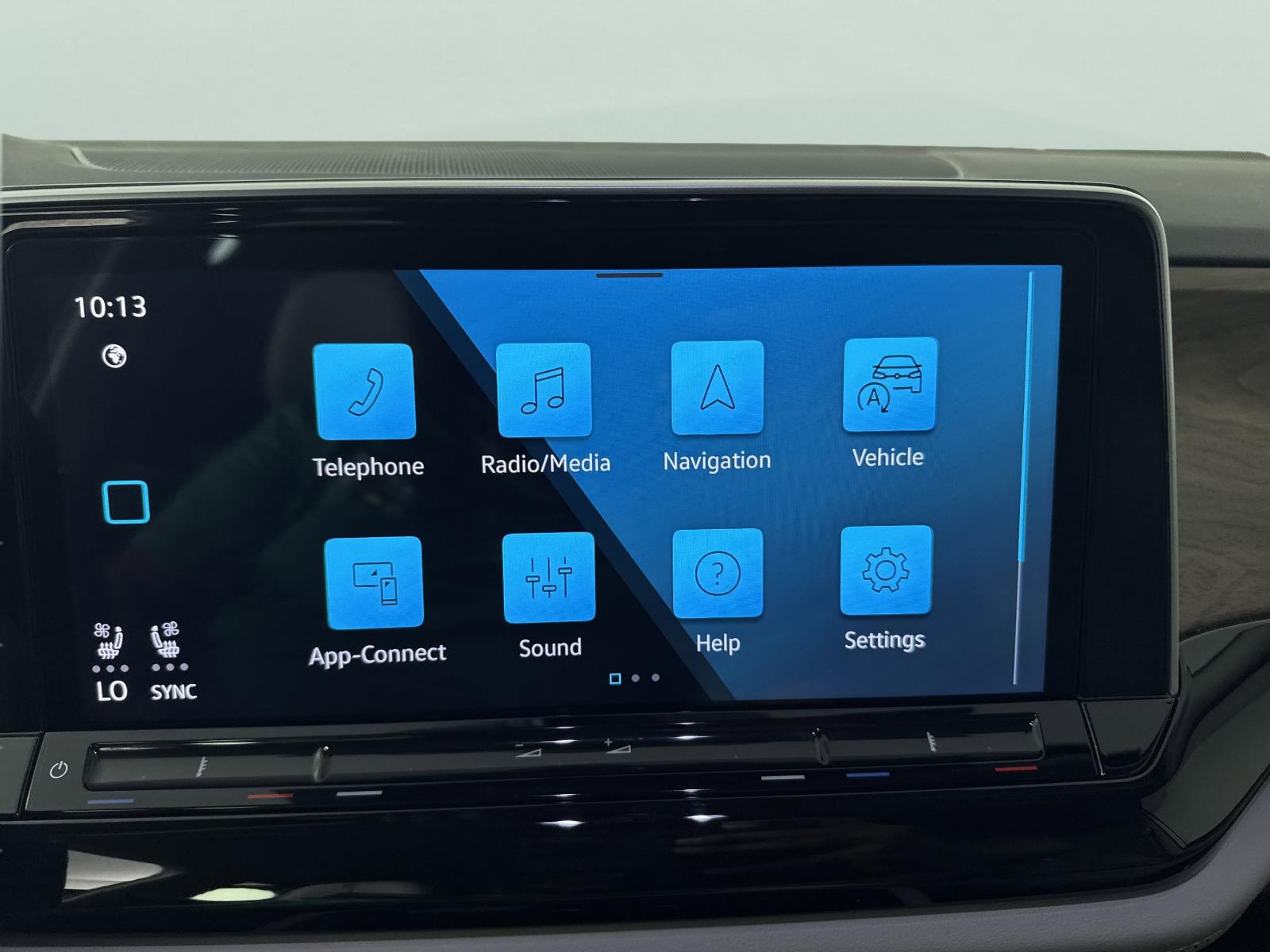 2024 Volkswagen Atlas Vehicle Photo in Georgetown, TX 78626