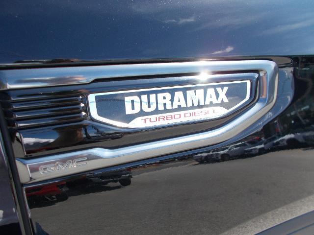 2021 GMC Sierra 1500 Vehicle Photo in LOWELL, MA 01852-4336