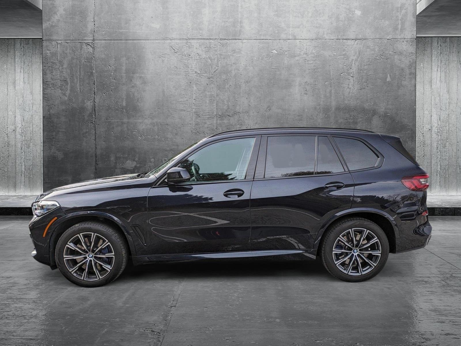 2022 BMW X5 M50i Vehicle Photo in Bethesda, MD 20852