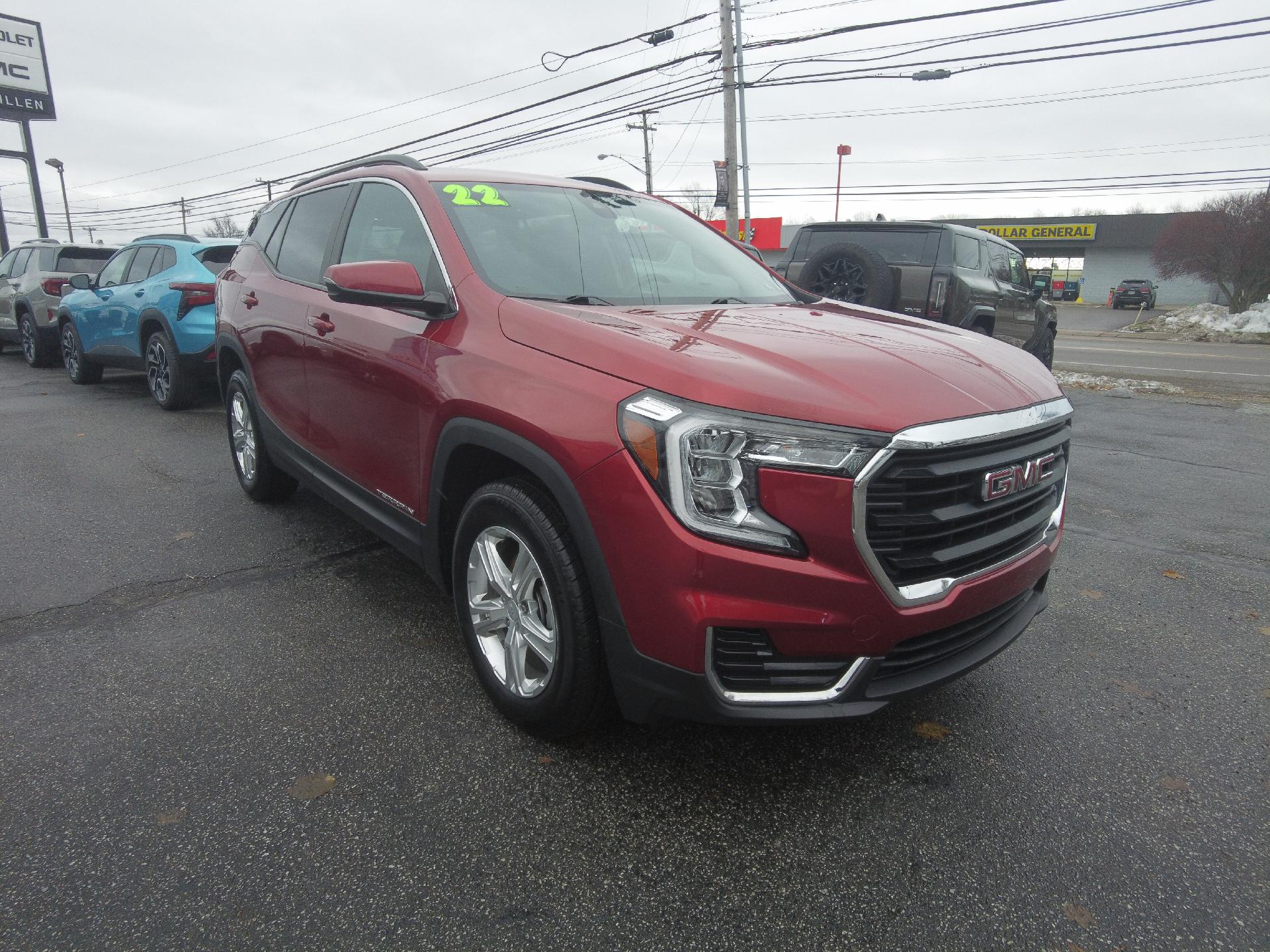 Used 2022 GMC Terrain SLE with VIN 3GKALTEV0NL117769 for sale in Girard, PA