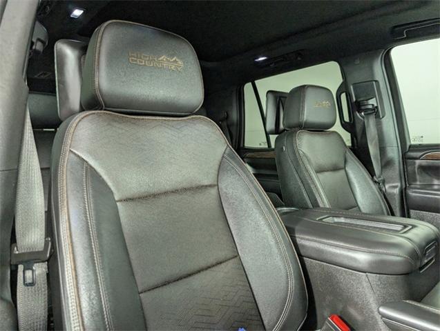 2022 Chevrolet Tahoe Vehicle Photo in ENGLEWOOD, CO 80113-6708