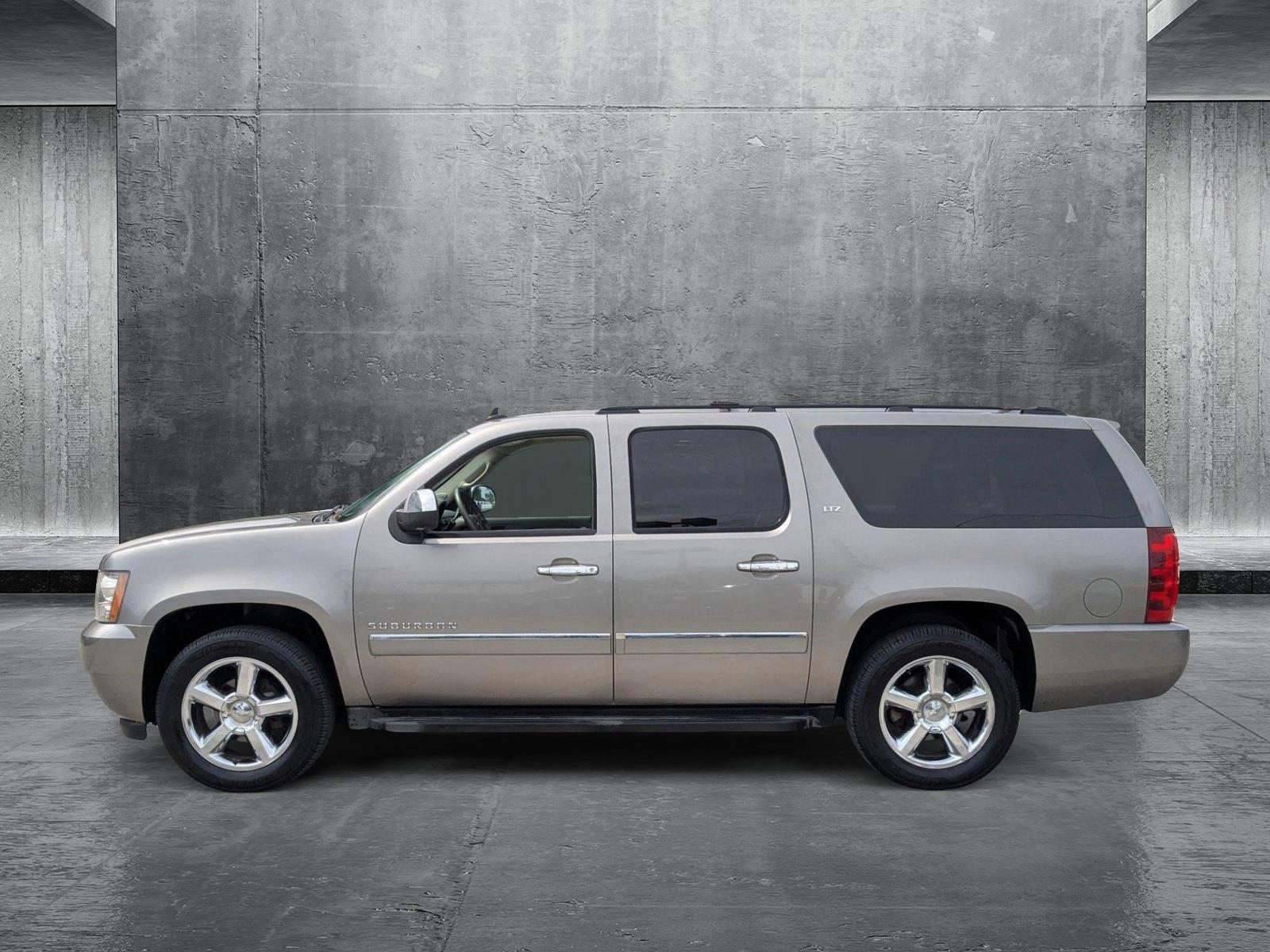 2012 Chevrolet Suburban Vehicle Photo in PEMBROKE PINES, FL 33024-6534