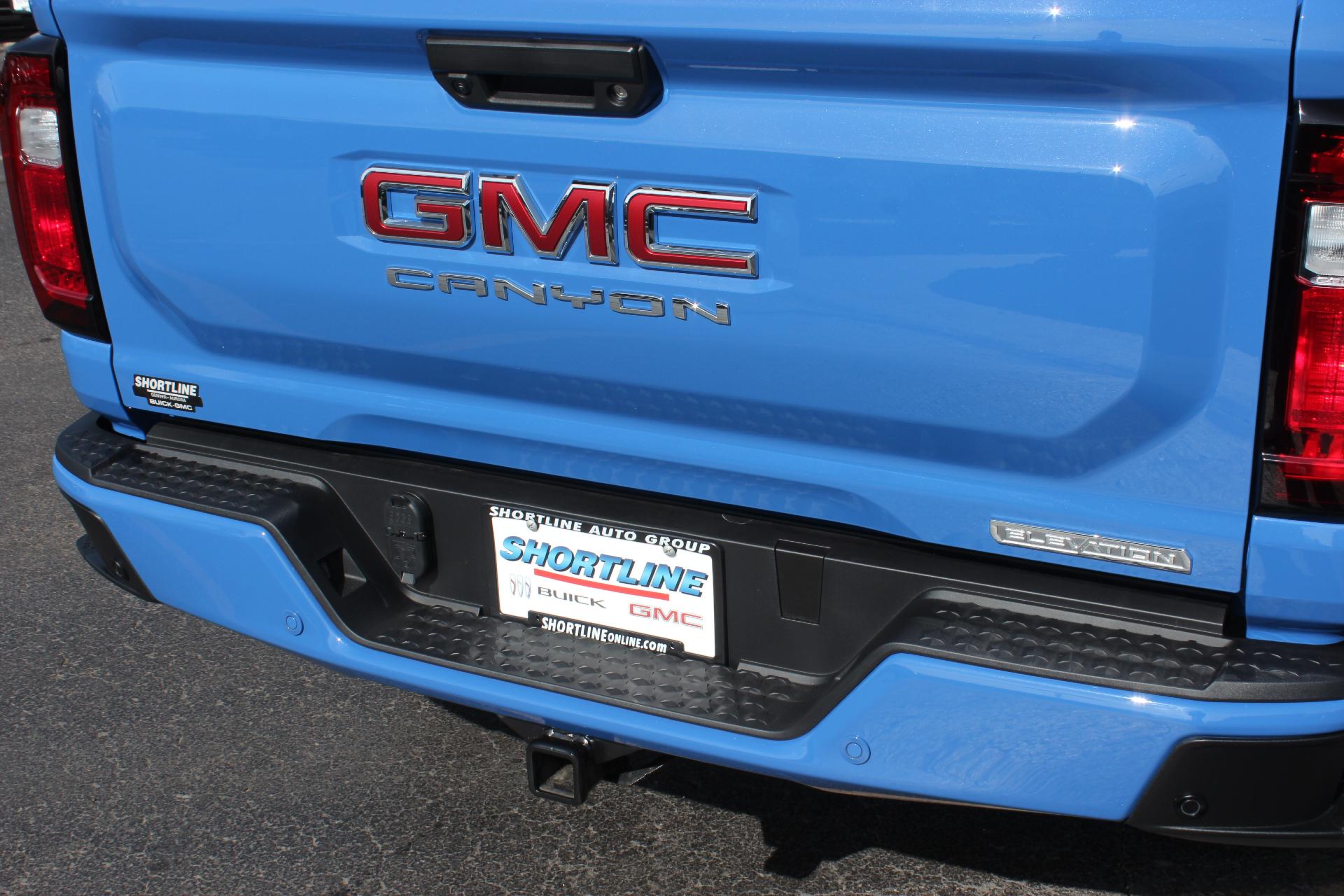 2025 GMC Canyon Vehicle Photo in AURORA, CO 80012-4011