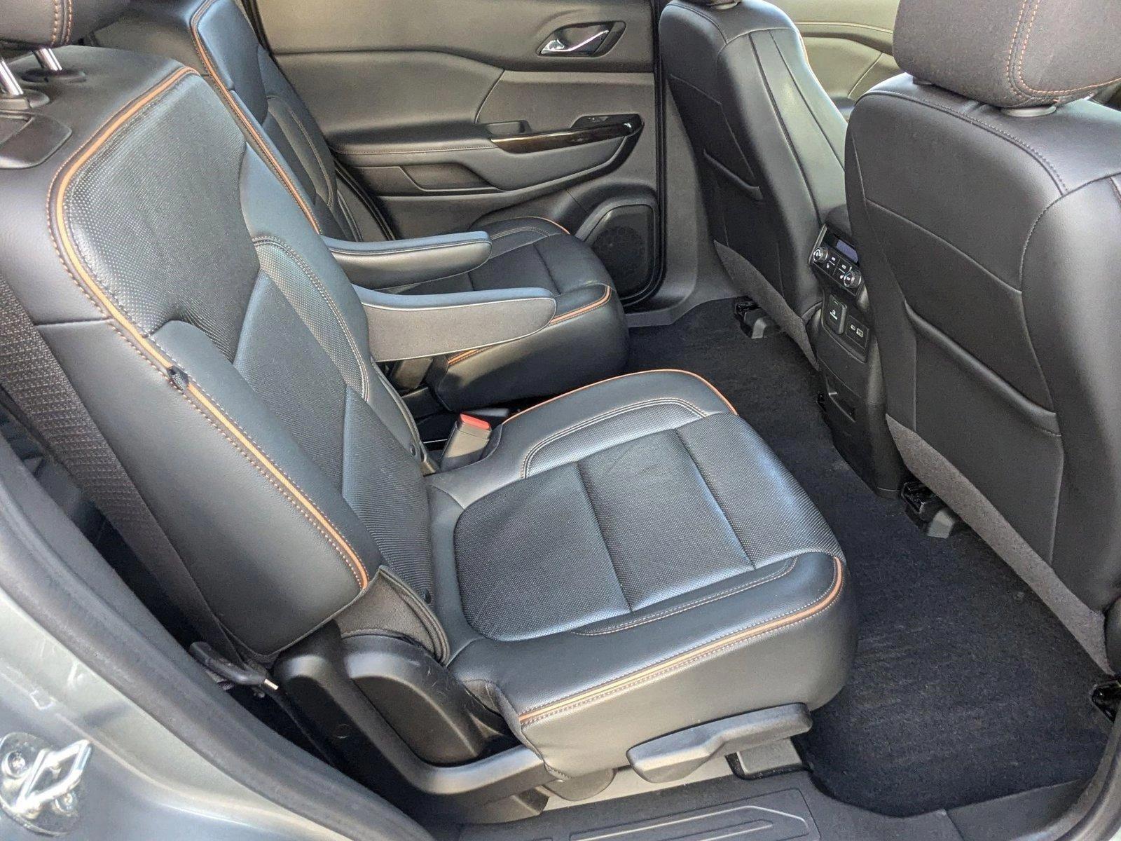 2023 GMC Acadia Vehicle Photo in MIAMI, FL 33134-2699
