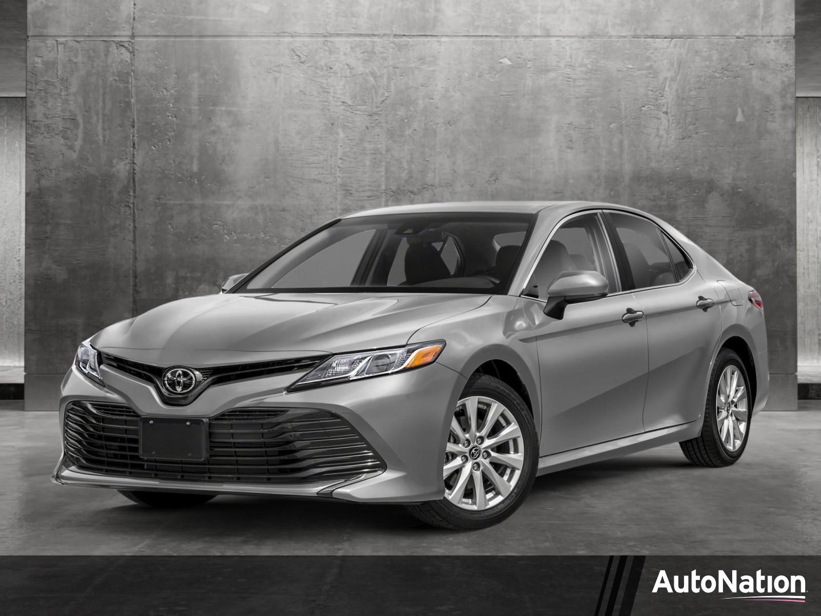 2018 Toyota Camry Vehicle Photo in Valencia, CA 91355