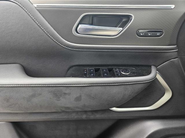 2025 INFINITI QX80 Vehicle Photo in Fort Worth, TX 76132