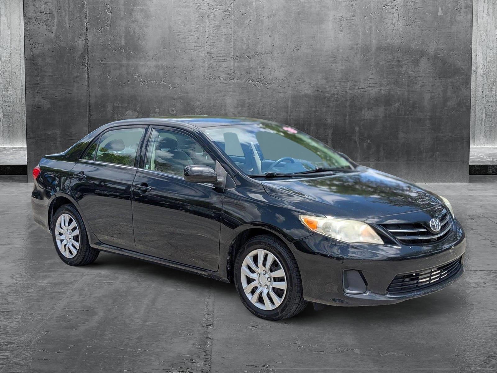 2013 Toyota Corolla Vehicle Photo in PEMBROKE PINES, FL 33024-6534