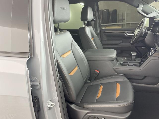 2025 GMC Sierra 1500 Vehicle Photo in GILBERT, AZ 85297-0402