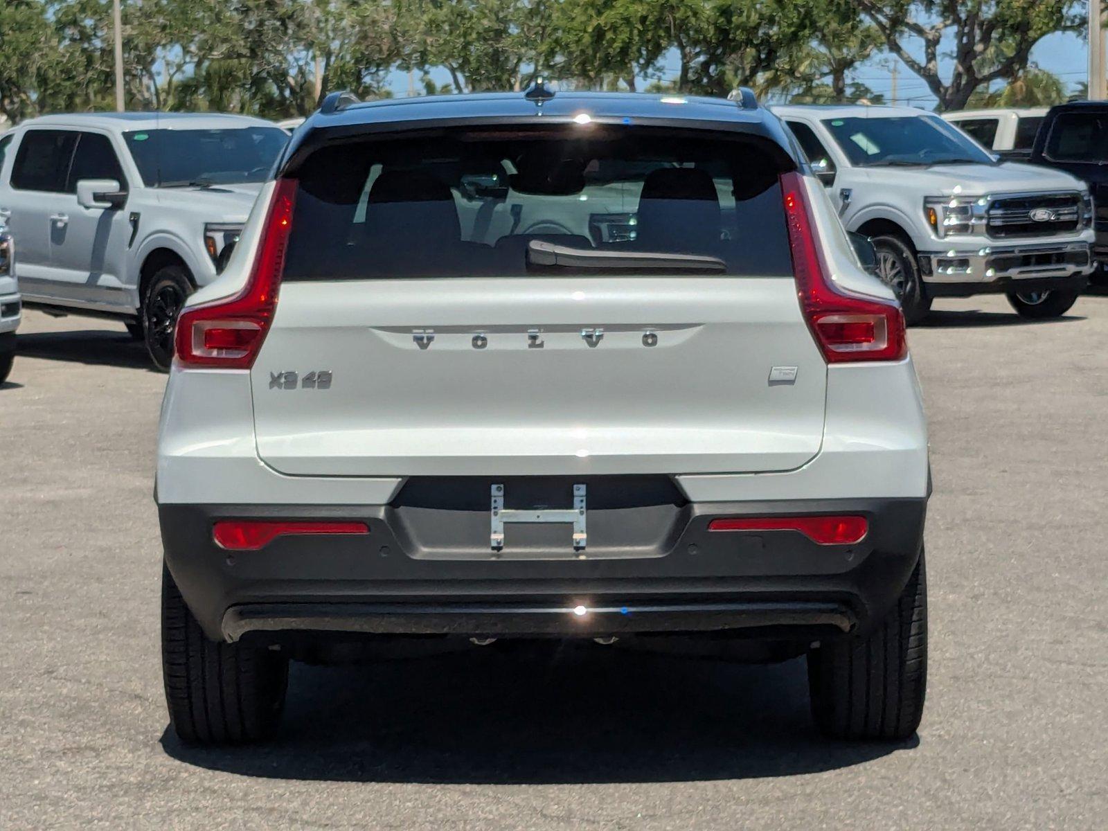 2023 Volvo XC40 Recharge Pure Electric Vehicle Photo in St. Petersburg, FL 33713