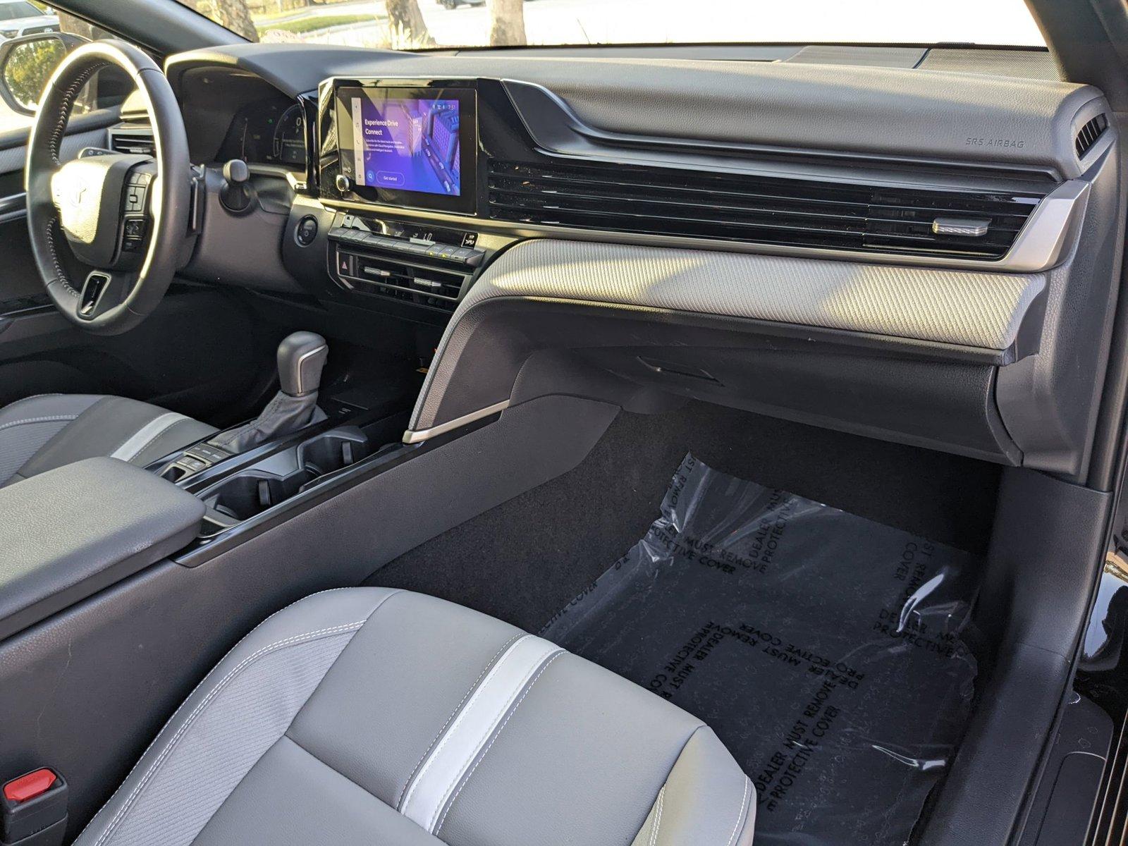 2025 Toyota Camry Vehicle Photo in Davie, FL 33331