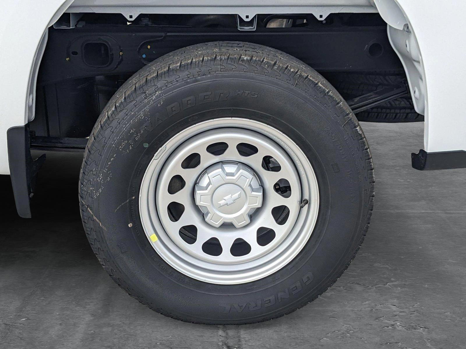 2025 Chevrolet Silverado 1500 Vehicle Photo in MIAMI, FL 33172-3015