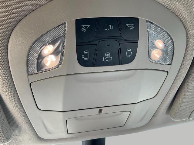 2023 Chrysler Pacifica Vehicle Photo in Kaukauna, WI 54130