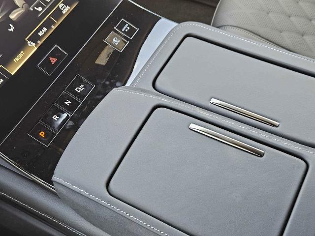 2025 INFINITI QX80 Vehicle Photo in Fort Worth, TX 76132
