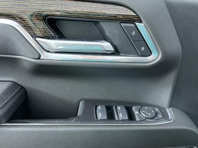 2025 GMC Sierra 1500 Vehicle Photo in GILBERT, AZ 85297-0402