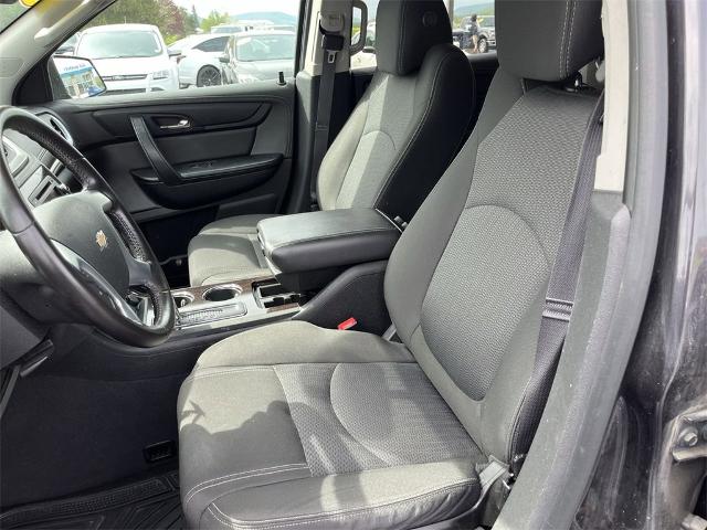 2016 Chevrolet Traverse Vehicle Photo in TULLY, NY 13159-3159