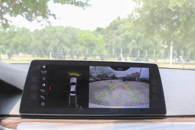2018 BMW 530i Vehicle Photo in HOUSTON, TX 77090